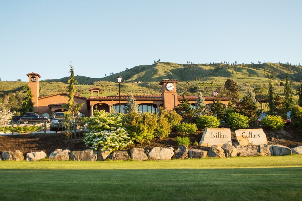 The Tsillan villa among the vines at dusk